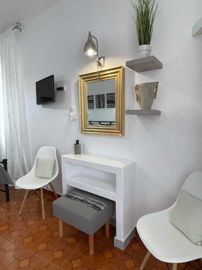 Milos Inn Adamantas  Exteriér fotografie